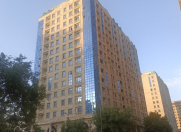 Satılır 3 otaqlı 136 m2 yeni tikili Gənclik m.