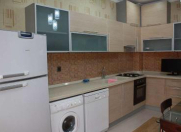 İcarəyə verilir 2 otaqlı 134 m2 yeni tikili Nizami m.