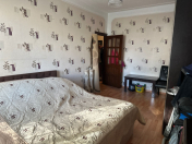 Satılır 3 otaqlı 75 m2 köhnə tikili 3 mkr