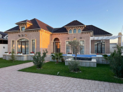 Satılır 4 otaqlı 190 m2 bağ evi Şüvəlan Park ticarət mərkəzi