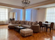 İcarəyə verilir 3 otaqlı 176 m2 yeni tikili 28 May m.