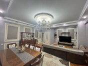 Satılır 4 otaqlı 150 m2 yeni tikili Həzi Aslanov m.