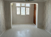 Satılır 3 otaqlı 70 m2 köhnə tikili Qara Qarayev m.
