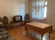 Satılır 5 otaqlı 120 m2 köhnə tikili Əhmədli m.