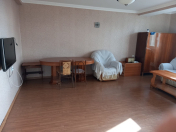 İcarəyə verilir 2 otaqlı 60 m2 köhnə tikili 28 May m.