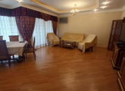 Satılır 3 otaqlı 145 m2 yeni tikili 28 May m.