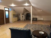 İcarəyə verilir 4 otaqlı 160 m2 yeni tikili Sevinc k/t