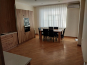 İcarəyə verilir 3 otaqlı 85 m2 yeni tikili Şah İsmayıl Xətai m.