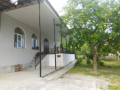 İcarəyə verilir 3 otaqlı 150 m2 həyət evi Şəki