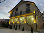 Satılır 6 otaqlı 430 m2 villa Badamdar