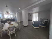 Satılır 6 otaqlı 350 m2 villa Bilgəh