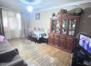 Satılır 2 otaqlı 50 m2 köhnə tikili Qara Qarayev m.