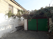 Satılır 5 otaqlı 195 m2 həyət evi Saray