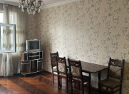 İcarəyə verilir 2 otaqlı 46 m2 köhnə tikili 4 mkr