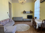 Satılır 3 otaqlı 94 m2 köhnə tikili Sahil m.