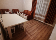 İcarəyə verilir 3 otaqlı 90 m2 yeni tikili Elmlər Akademiyası m.