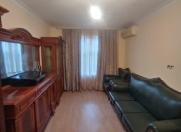 İcarəyə verilir 2 otaqlı 60 m2 köhnə tikili Elmlər Akademiyası m.