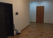 İcarəyə verilir 3 otaqlı 134 m2 yeni tikili Şah İsmayıl Xətai m.