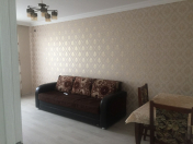 İcarəyə verilir 2 otaqlı 60 m2 köhnə tikili 8 km