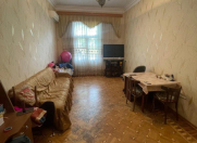 Satılır 3 otaqlı 75 m2 köhnə tikili Hüseyn Cavid parkı