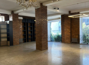 İcarəyə verilir 1 otaqlı 100 m2 ofis Daxili İşlər Nazirliyi