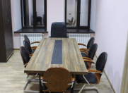 İcarəyə verilir 3 otaqlı 85 m2 köhnə tikili Sahil m.