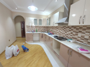 Satılır 2 otaqlı 73 m2 köhnə tikili Xırdalan