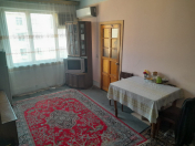 Satılır 2 otaqlı 40 m2 köhnə tikili 1 mkr