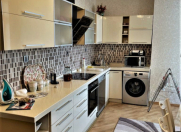 İcarəyə verilir 3 otaqlı 170 m2 yeni tikili 28 May m.