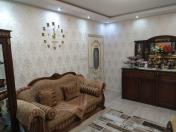 Satılır 3 otaqlı 77 m2 köhnə tikili Bakıxanov