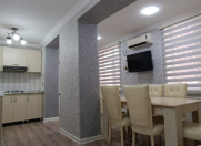 Satılır 2 otaqlı 44 m2 köhnə tikili 28 May m.