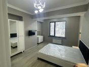 İcarəyə verilir 2 otaqlı 70 m2 yeni tikili Şah İsmayıl Xətai m.