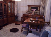 Satılır 3 otaqlı 100 m2 köhnə tikili 28 May m.