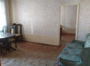 Satılır 4 otaqlı 100 m2 köhnə tikili Bakıxanov