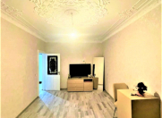 Satılır 4 otaqlı 100 m2 köhnə tikili Həzi Aslanov m.