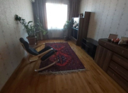 Satılır 3 otaqlı 80 m2 köhnə tikili Əhmədli m.