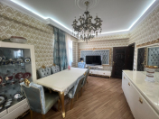 Satılır 3 otaqlı 93 m2 yeni tikili Əhmədli m.