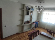 Satılır 3 otaqlı 70 m2 köhnə tikili Əhmədli