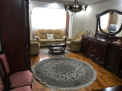 İcarəyə verilir 2 otaqlı 76 m2 köhnə tikili Memar Əcəmi m.