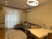 İcarəyə verilir 2 otaqlı 65 m2 yeni tikili 8 Noyabr m.
