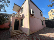 Satılır 5 otaqlı 200 m2 həyət evi Əhmədli