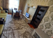 Satılır 4 otaqlı 85 m2 köhnə tikili Həzi Aslanov m.