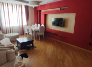 İcarəyə verilir 3 otaqlı 135 m2 yeni tikili Nəsimi r.