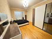 İcarəyə verilir 3 otaqlı 70 m2 köhnə tikili Xalqlar Dostluğu m.