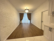 Satılır 3 otaqlı 74 m2 yeni tikili 28 May m.