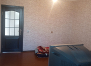 Satılır 2 otaqlı 40 m2 köhnə tikili 8 km