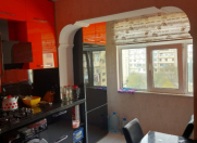 Satılır 4 otaqlı 90 m2 köhnə tikili Y.Günəşli