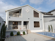 Satılır 4 otaqlı 150 m2 bağ evi Mərdəkan