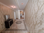 İcarəyə verilir 4 otaqlı 125 m2 yeni tikili Naxçıvan