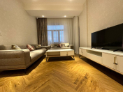 Satılır 3 otaqlı 78 m2 yeni tikili Bakıxanov